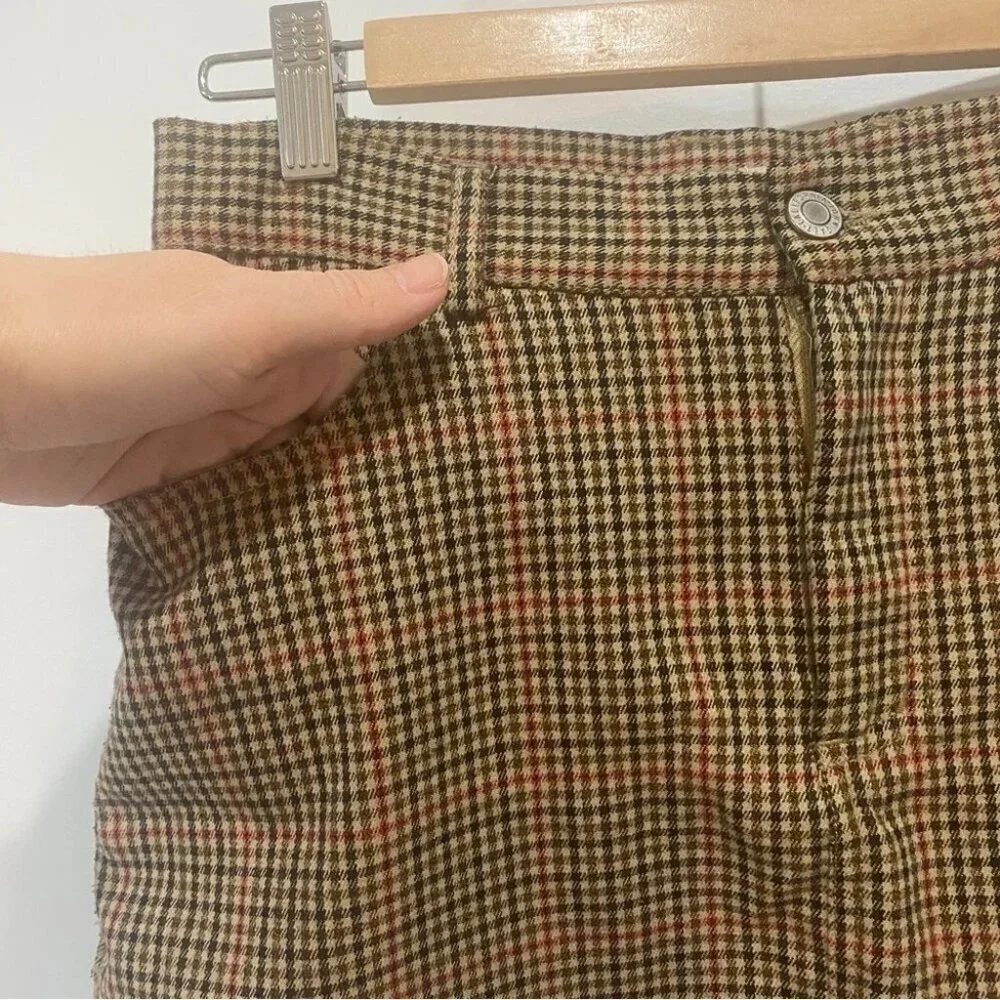 Brandy Melville California Y2K Preppy Neutral Brown Checkered Mini Skirt S - Picture 13 of 16